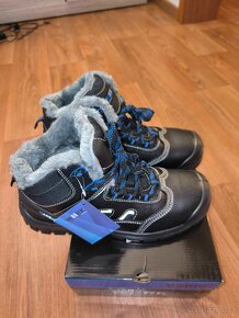 NOVÉ ZIMNÍ BOTY- VM Footwear Brusel S3W SRC vel. 44 - 2