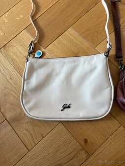 2 kožené značkové crossbody kabelky - 2