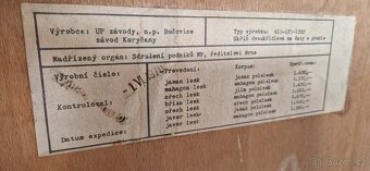 Skříně retro 1970,peřináč a šuplíky, stylové - 2