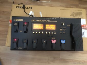 Kytarový multiefekt boss gt-100 - 2