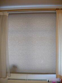 Roleta samonavíjecí 70 x 90 cm - 2