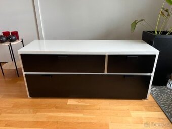 Tv stolky - 2