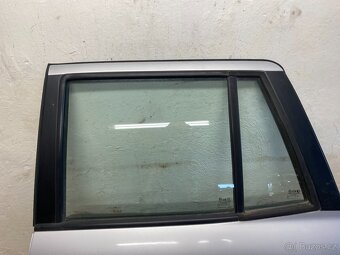 HYUNDAI SANTE FE I 2000-2006 - LEVÉ ZADNÍ DVEŘE KOMPLETNÍ - 2