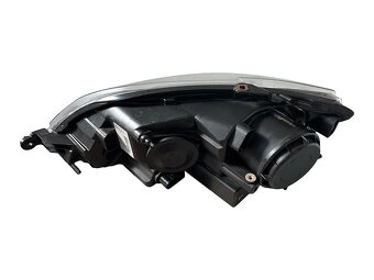 Pravý halogen světlo 5M1941006G VW Golf 6 Plus r.v. 2009 - 2