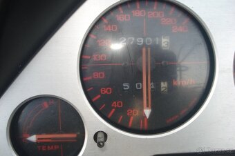 Honda VF 750 F - 2