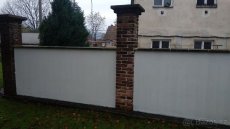 Decorgum - bílá fasádní barva - 22 kg - likvidace zásob - 2