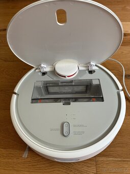 Robotický vysavač Xiaomi mi robot vacuum - 2
