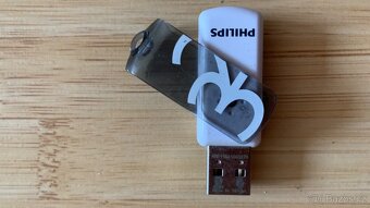 Flash disk 32 GB philips bílošedý - 2