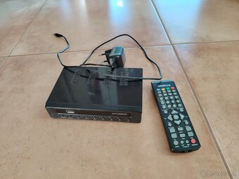 Televize Samsung 40" + set top box - 2