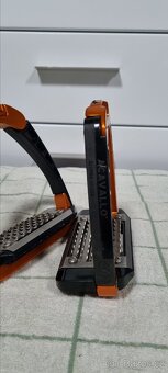 Dětské bezpečnostní třmeny Acavallo Arena Alupro Junior - 2