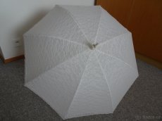 Bílý krajkový deštník - 2