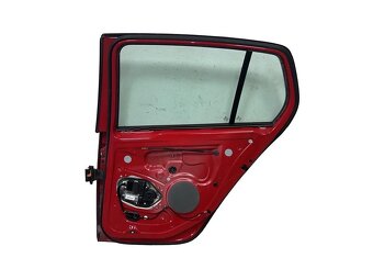 Pravé zadní dveře červená LY3D VW Golf 5 hatchback 2009 - 2