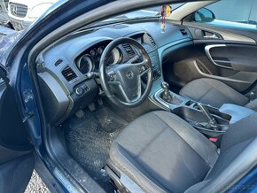 Opel Insignia 2011 2.0d náhradní díly - 2