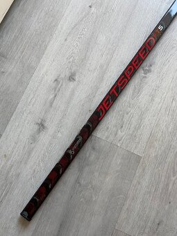 Opravená hokejka CCM Jetspeed FT5 P28 75flex ZÁRUKA - 2