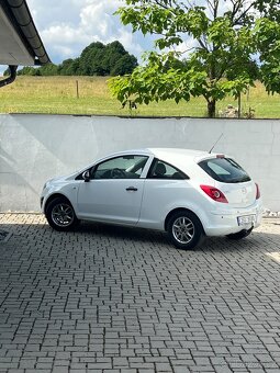 Prodám Opel - Corsa 1.0i - r.v. 2014, 998 ccm , jen 35000km - 2