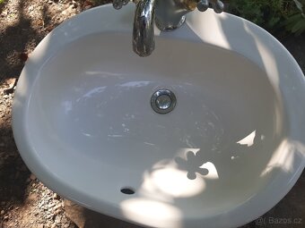 Keramické zápustné umyvadlo - 2