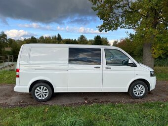VOLKSWAGEN TRANSPORTER T5 LONG 2.0 tdi 103kw - 2