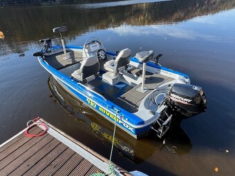 Použitá rybářská loď RiverFox 470 + motor + vlek - 2