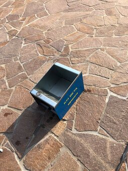 KM BETA  Davakovac lepidla na zed - 2