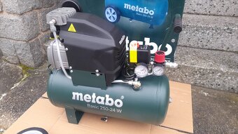 Olejový kompresor Metabo Basic 250-24W - 2