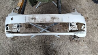 Škoda Octavia III přední nárazník - 2