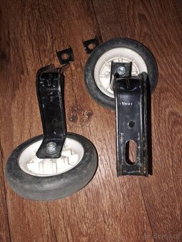 Pomocná kolečka - 2