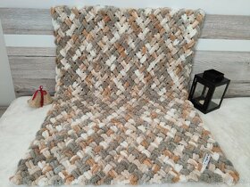 Pletená dětská deka hnědá mix - 2