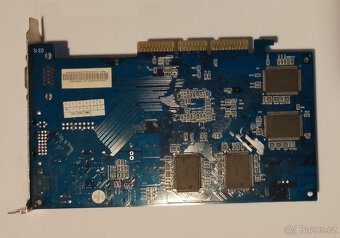 nVidia Geforce4 440SE 64MB - 2