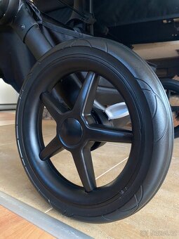 TOP STAV Bugaboo Donkey 5 all black - 2