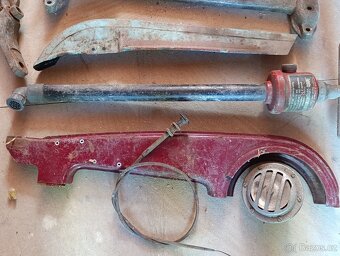 Staré auto moto díly - 2