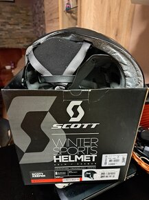SCOTT LYŘAŘSKÁ HELMA M 53 - 56,5 ČERNÁ - 2