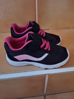 Tenisky pro holčičku vel. 26 - 2