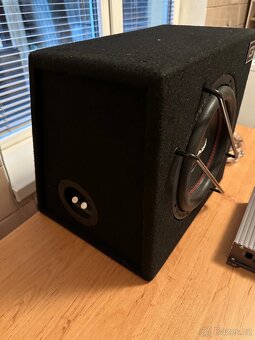 Zesilovač a Subwoofer Gladen.. - 2