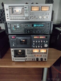 HITACHI D-980 - 2