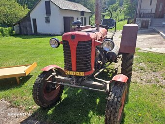 Traktor Zetor 25K - 2