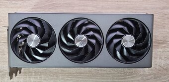 SAPPHIRE NITRO+ AMD Radeon RX 7900 XTX Vapor-X 24G -top stav - 2