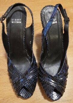 Stuart Weitzman - 2