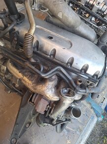 Motor Volkswagen T5. 2,5 litru, AXD - 2
