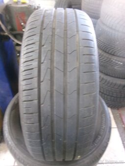 215/55 R17 HANKOOK (5,5-6mm) č.15691 - 2