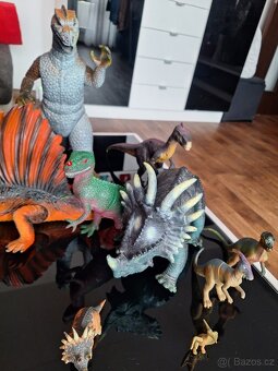 Dinosauří figurky - 2