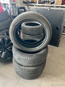 Letní pneu 245/45R20 - 2