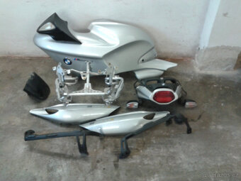 Prodám díly BMW r 1100 s - 2