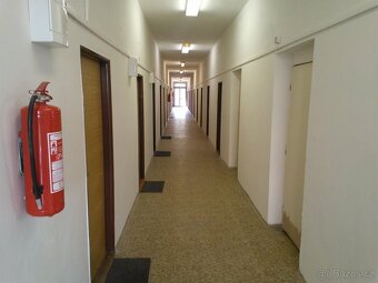Pronájem skladu/kanceláře - 2