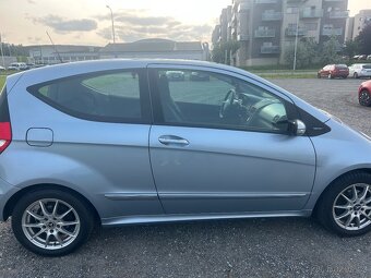 Mercedes-Benz A150 - 2