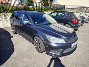 Škoda Octavia 1.2 tsi RV 2010 RS paket - 2