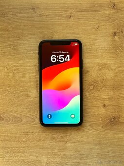 iPhone 11 Black 64GB 90% Baterie - 2