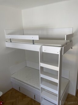 Prodám palandu od Caster Desing ,vhodnou i pro dospělé. - 2