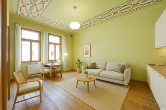 Prodej bytu 2+kk 43 m², Hradec Králové, Komenského - bez RK - 2
