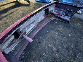 BMW E36 zadní nárazník - 2