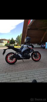Yamaha MT-03 - 2